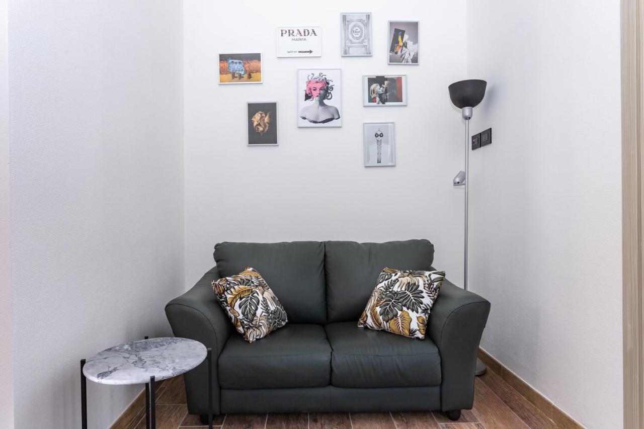 קליארי Living G Room מראה חיצוני תמונה